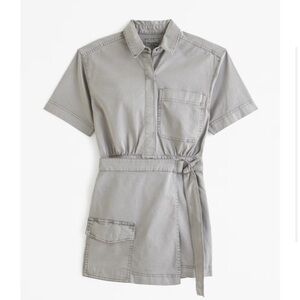 Abercrombie & Fitch Gray Dress with Raglan Sleeves and Mandarin Collar
